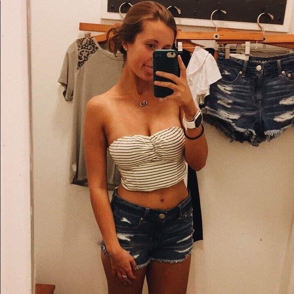 Meet your Posher, Meghan - Picture 5 of 9